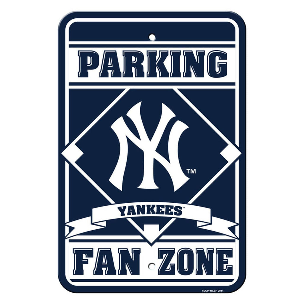 New York Yankees New York Yankees Sign 12x18 Plastic Fan Zone Parking Style CO 023245622103