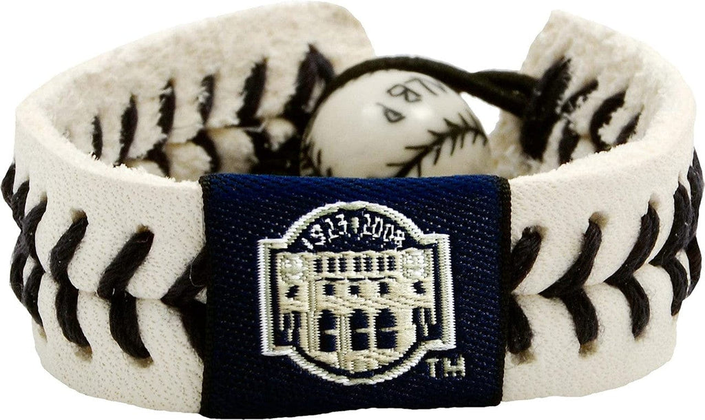 New York Yankees New York Yankees Bracelet Genuine Baseball Stadium CO 844214004986