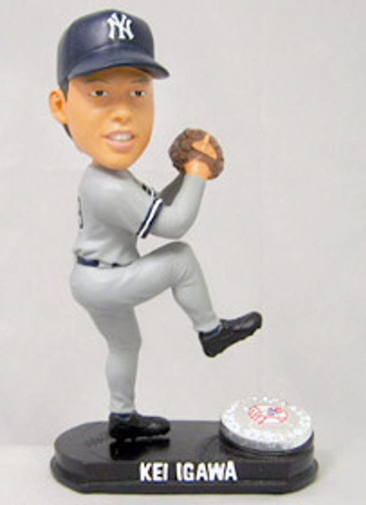 New York Yankees New York Yankees Kei Igawa Forever Collectibles Blatinum Bobblehead (Road) CO 681329527982