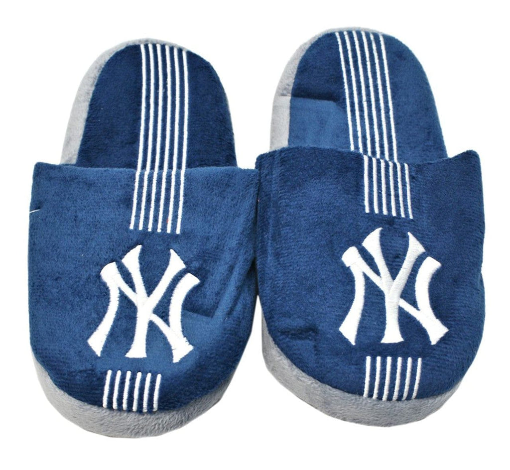 New York Yankees New York Yankees Slippers - Youth 8-16 Stripe (12 pc case) CO 884966237553